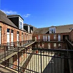 Virtue Apartments - The Galleria